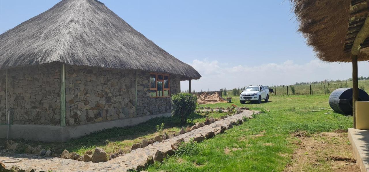 Le Tai Village Resort Near Solio Game Reserve Mweiga Exterior foto