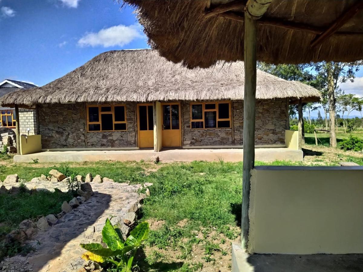 Le Tai Village Resort Near Solio Game Reserve Mweiga Exterior foto